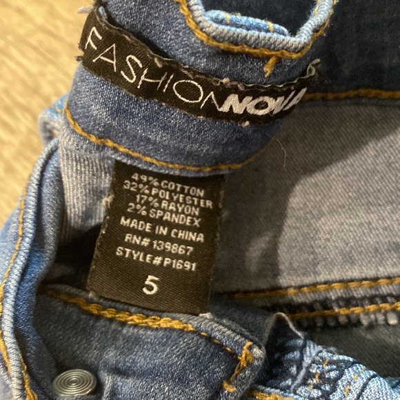 ☀️ 6 for $26 ☀️ Classic Button Up Skinny Jeans - Picture 3 of 7